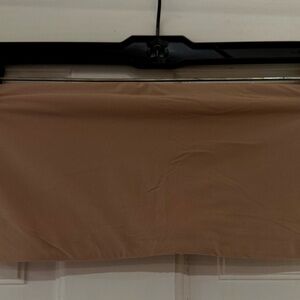 Skims Everybody bandeau. medium.